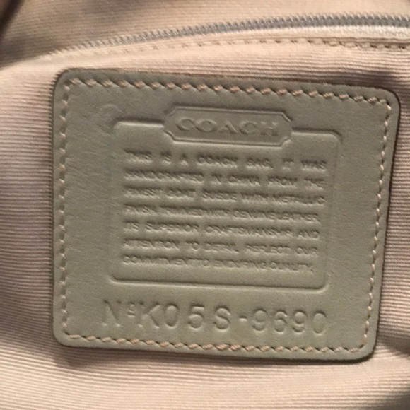 Sold!COACH BAG silver purse Tassel Cute bag - Picture 3 of 7